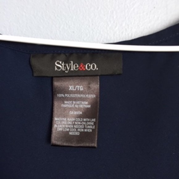 STYLE & CO. SLEEVELESS BLOUSE.  Size XL.  Color Dark Blue. - Picture 3 of 3